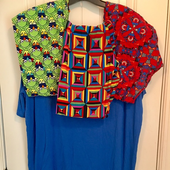 Set of LuLaRoe Large Irma & 3 Pairs of TC Leggings - Picture 1 of 6